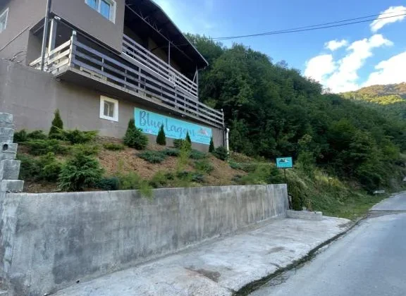 Blue Lagoon Apartments
