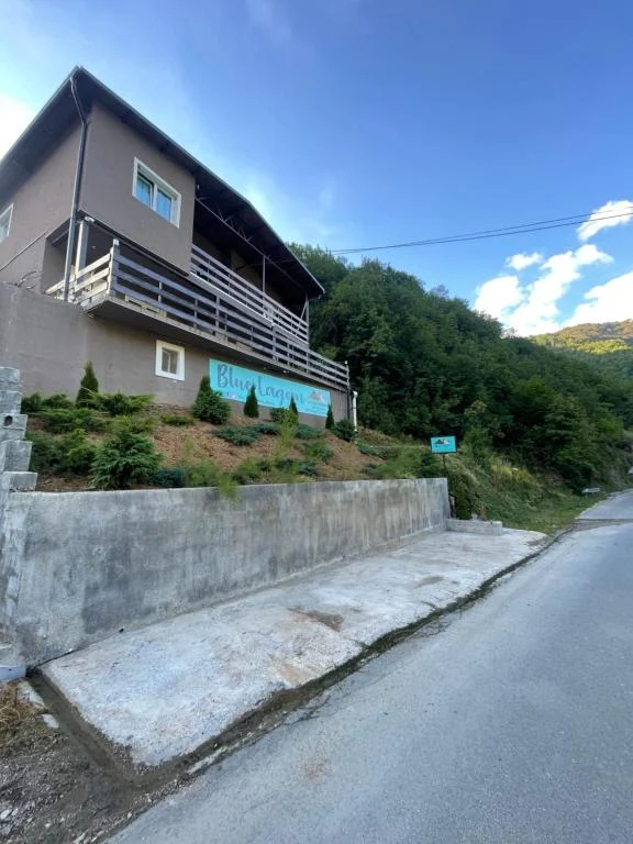 Blue Lagoon Apartments